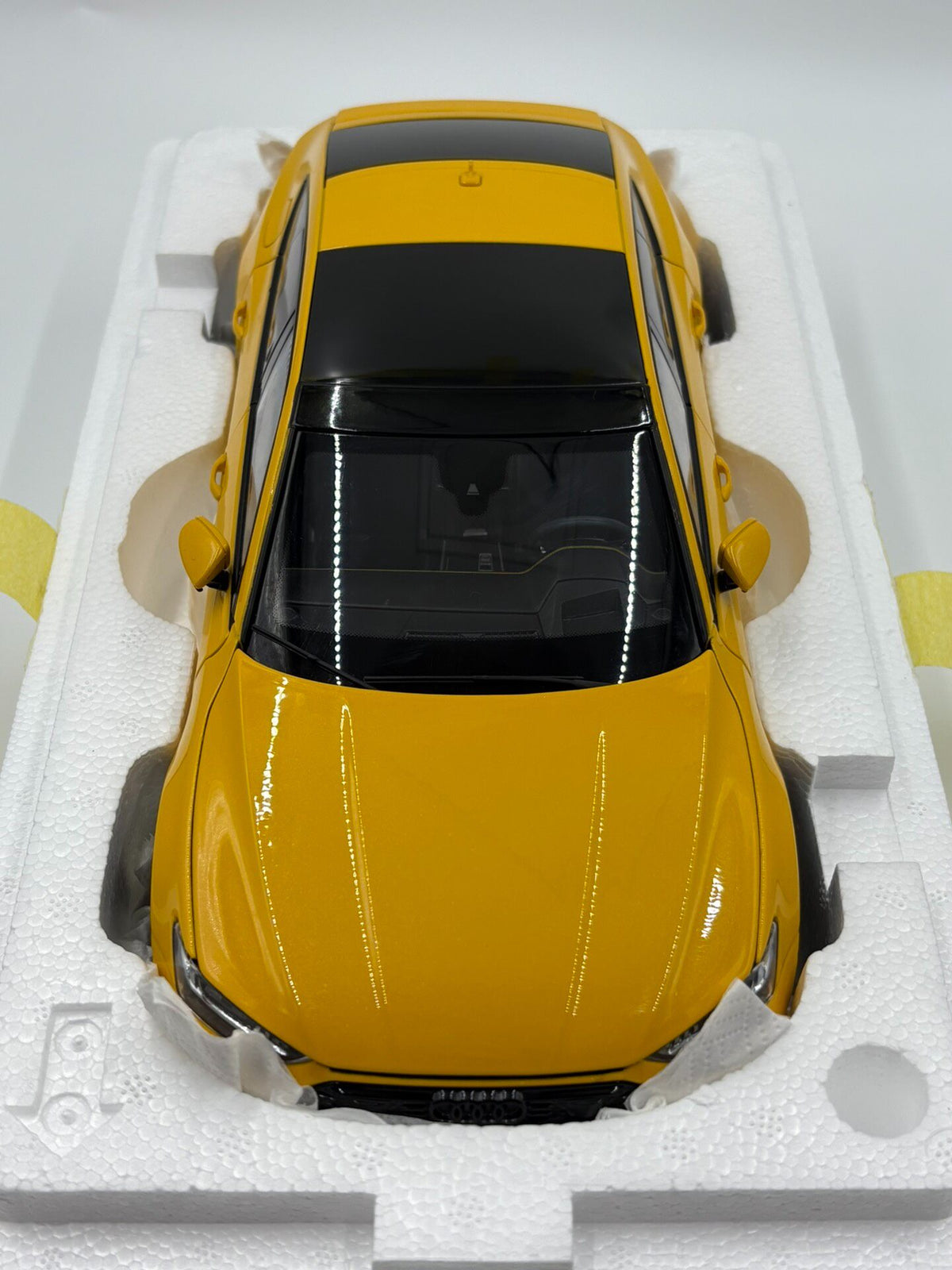 Scale Model AUDI RS7 C8 Voss Vossen HF2 Yellow DiecastModel 1:18 Yello - immagine 4