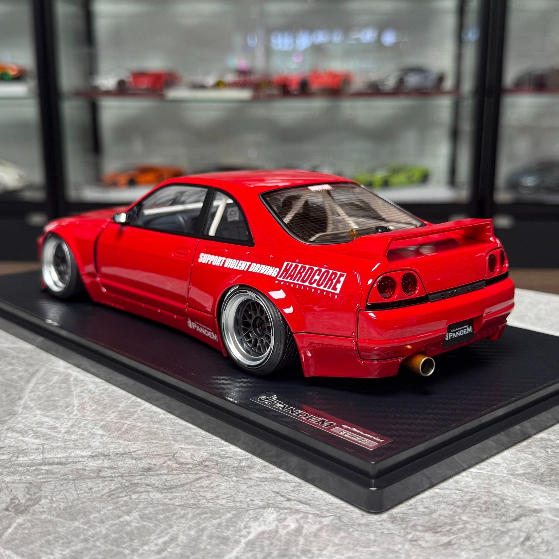 Ignition Model Nissan R33 PANDEM GT-R 1:18 Resin Model image 4