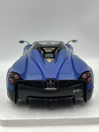 AUTOart AA Pagani Huayra Roadster 1:18 - immagine 4
