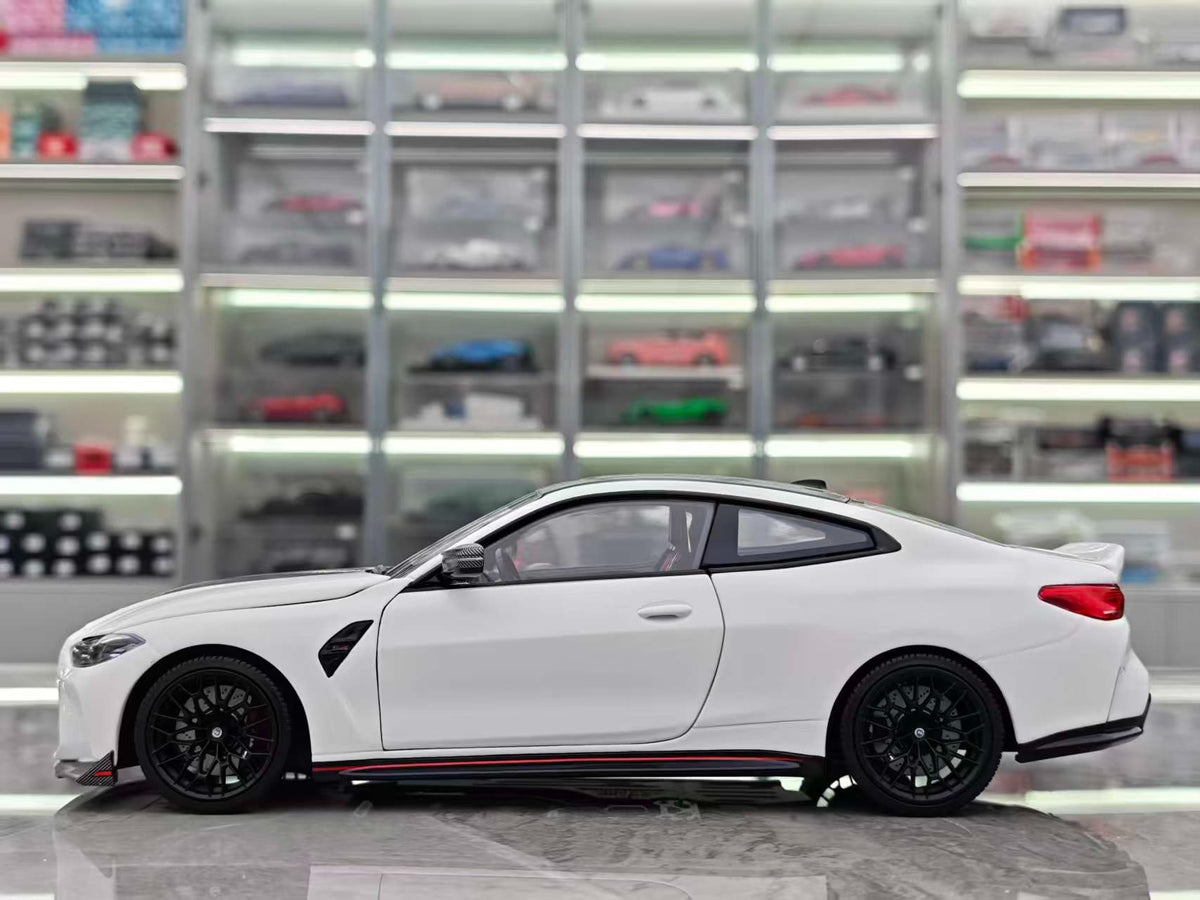 MINICHAMPS BMWM 4 CSL 2023 110023022 1:18 White - immagine 4