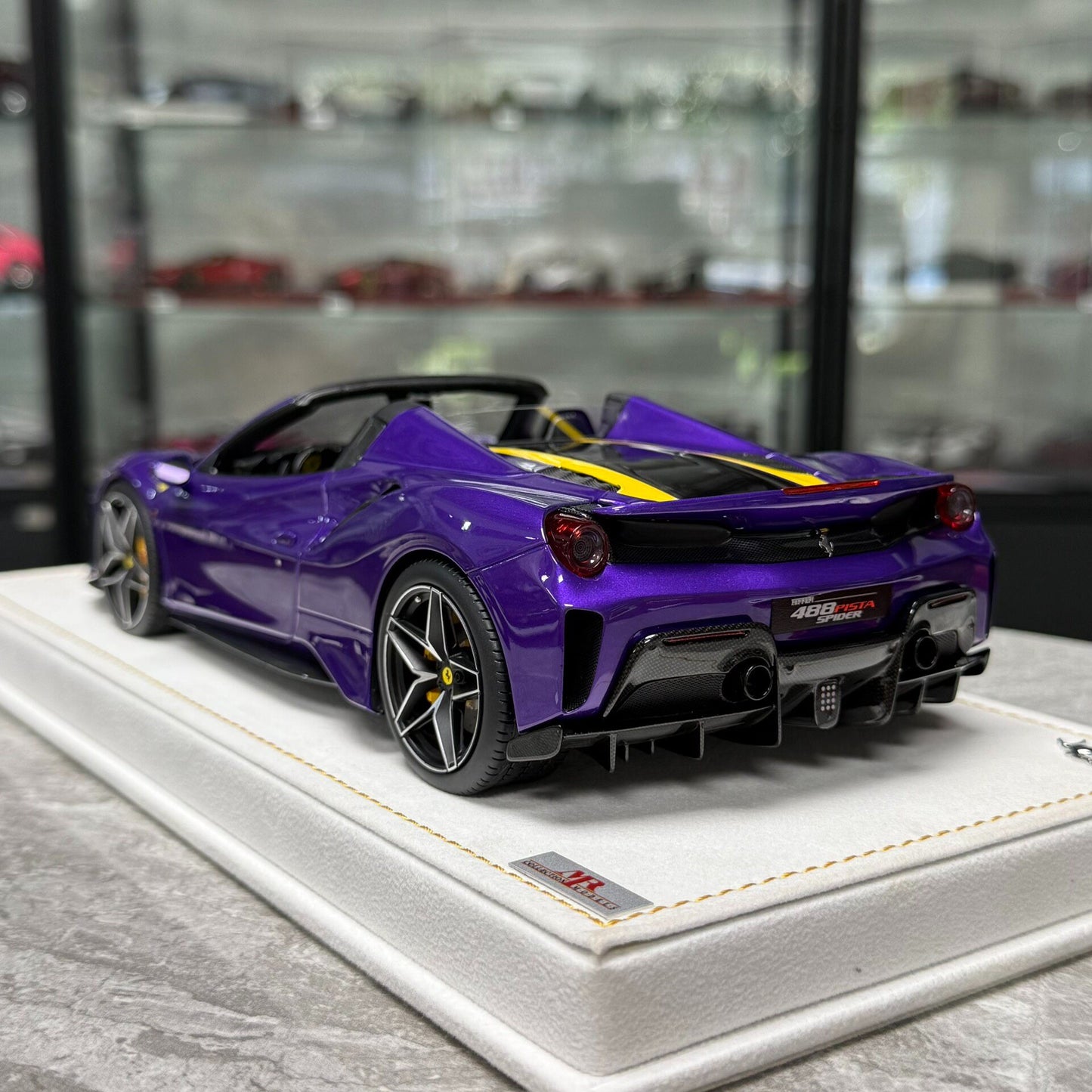 MR Ferrari 488 Pista 1:18 Resin Model image 4