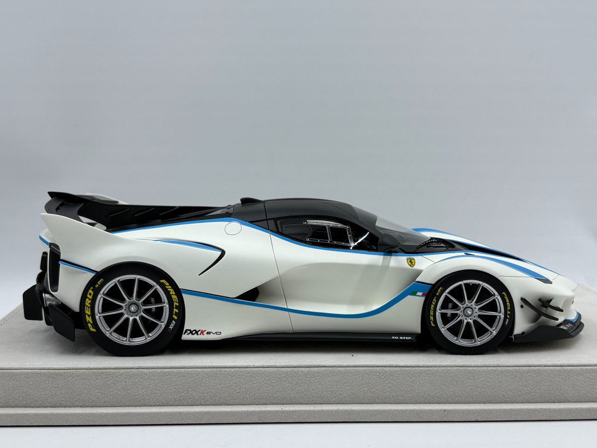 Scale Model HERMES COLLECTION Ferrari fxxk-ev fxxk-evo fxxk 1/18ResinM - immagine 4