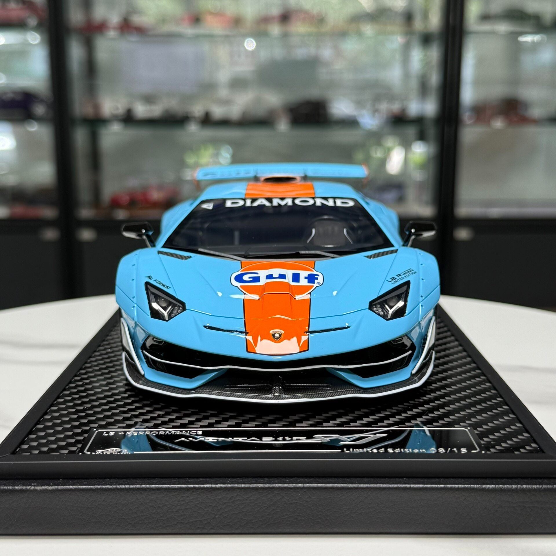 VIP Models Lamborghini Aventador SVJ 1:18 Resin Model image 4