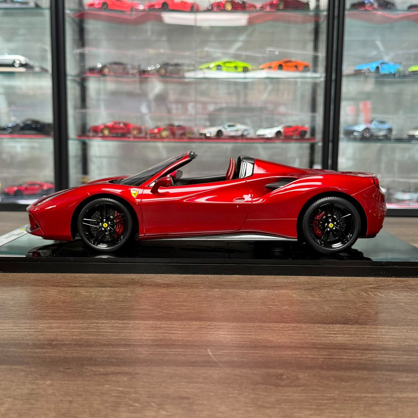 BBR Ferrari 488 1:12 Resin Model image 4