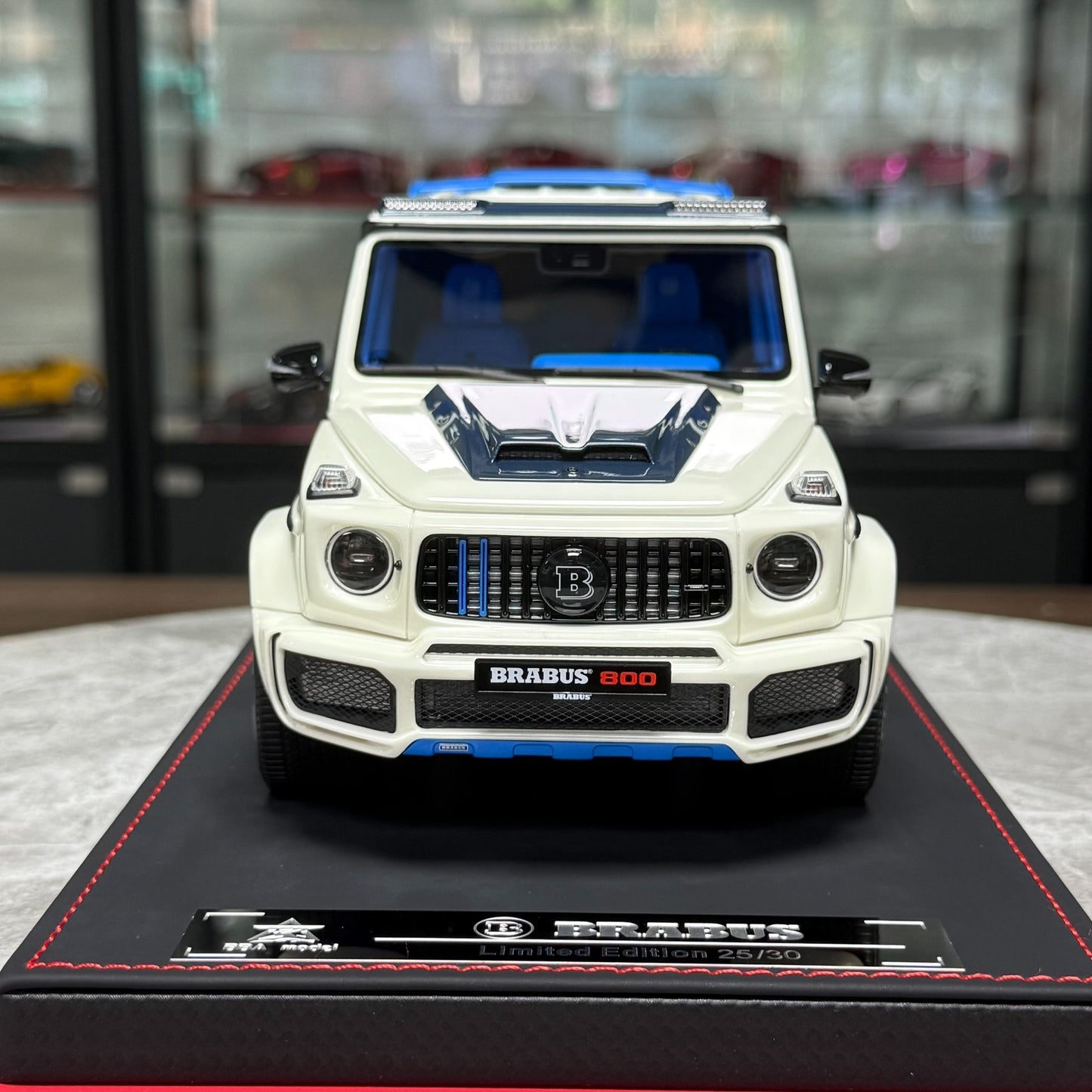 BBA Model Mercedes-Benz Brabus G800 1:18 Resin Model image 4