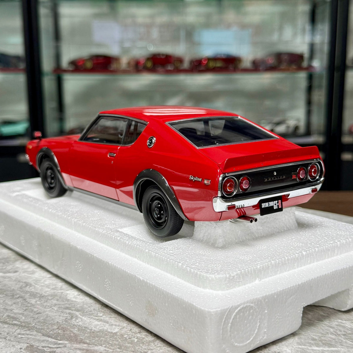 AUTOart SKY SKYLINE GT-R KPGC 110 OpeningModel packaging 1:18 - immagine 4