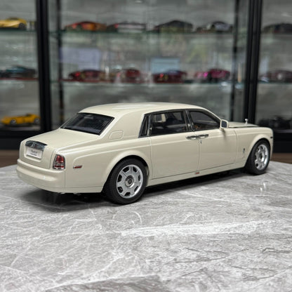 Kyosho Rolls-Royce Phantom 1:18 Alloy Model image 4