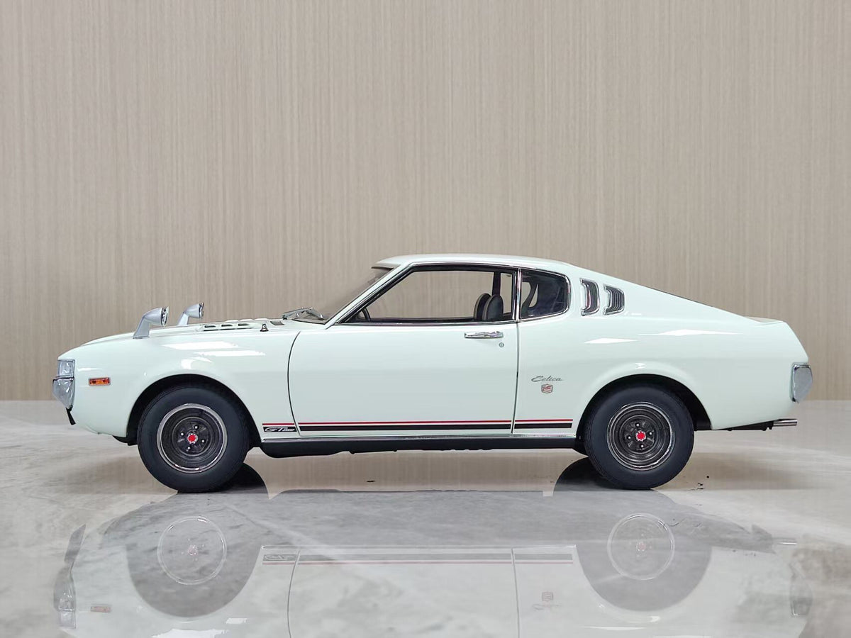 AR AUTO Art 1 18 Toyota CELICA 2000GT RA25 1:18 White - immagine 4