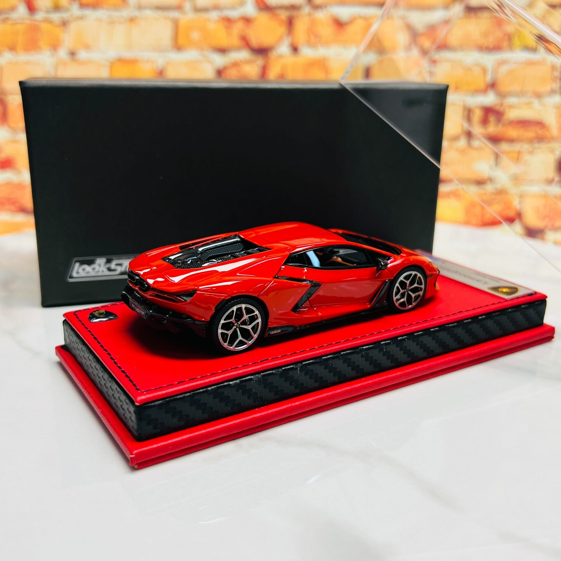 Looksmart Lamborghini Revuelto 1:43 Resin Model image 4