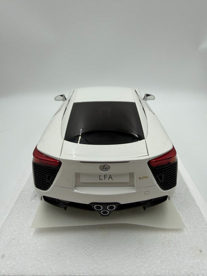 AUTOart 1:18 White - immagine 4