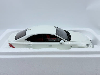 Scale Model IS350 1:18 White - immagine 4