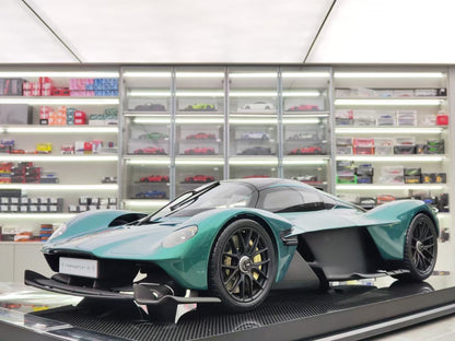 Amalgam Aston Martin Valkyrie 1:8 Green - immagine 4