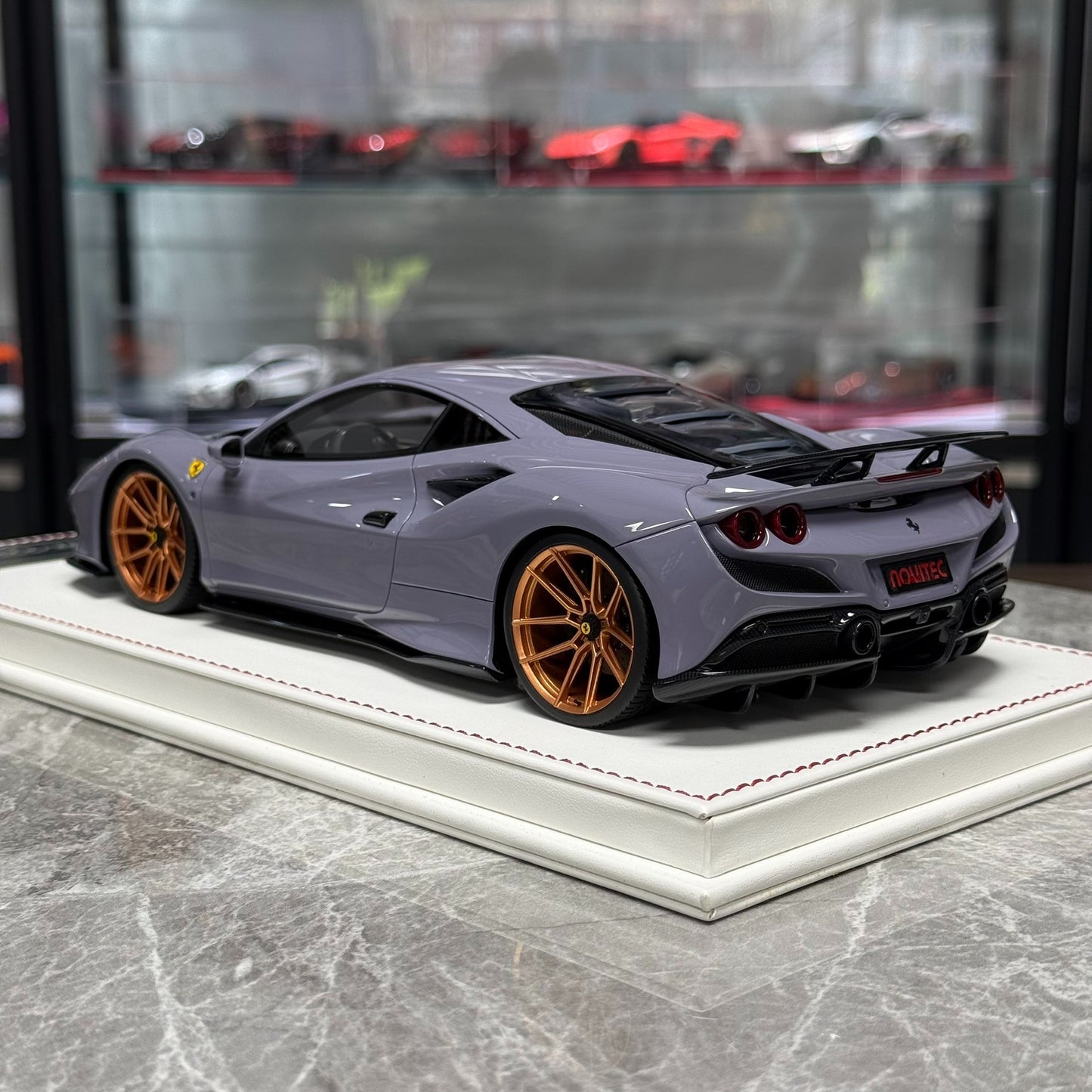 DG Ferrari F8 Tributo 1:18 Resin Model image 4