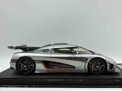 FRONTIART Koenigsegg one 1 FA 1/18ResinModel Silver - immagine 4