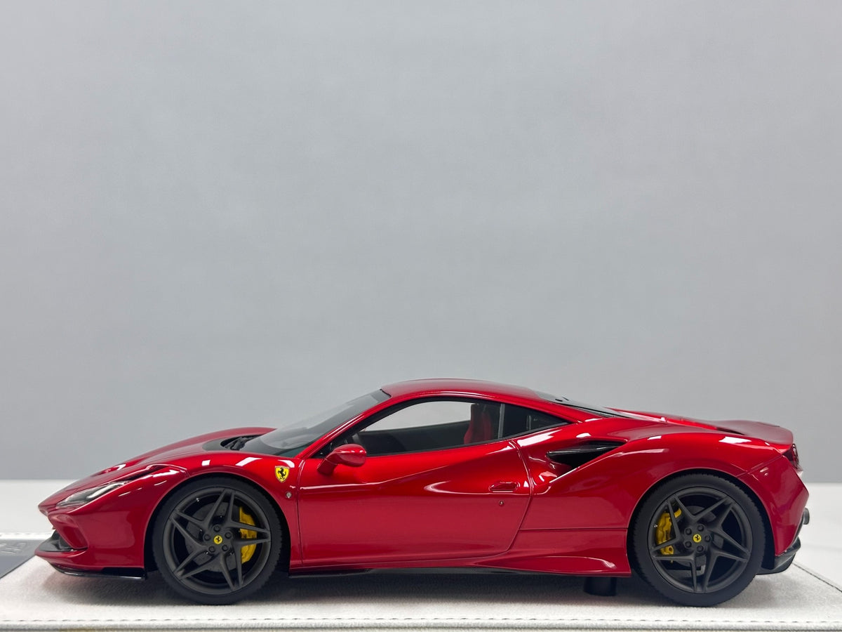 Scale Model GH Ferrari F8 TRIBUTO GH022 1:18 - immagine 4