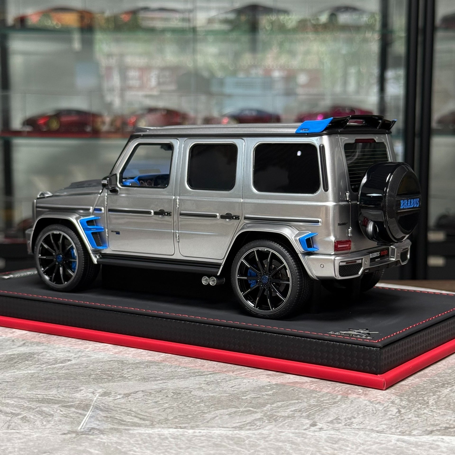 BBA Model Mercedes-Benz Brabus G800 1:18 Resin Model image 4
