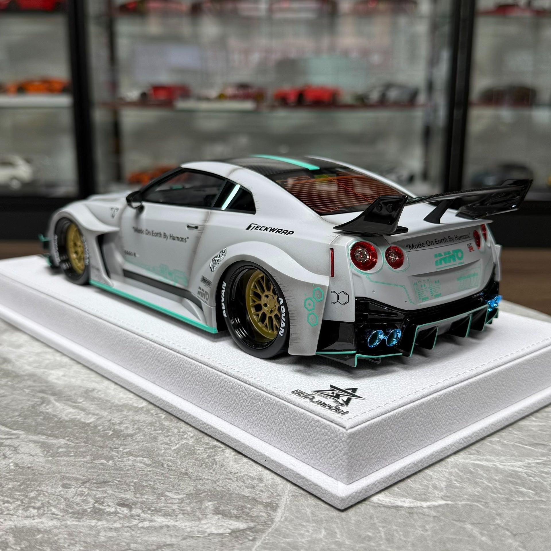 BBA Model Nissan GT-R 35GT-RR L 1:18 Resin Model image 4