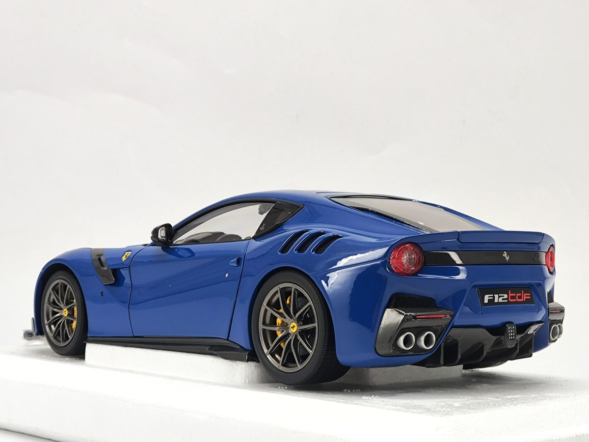 BBR Ferrarif 12 tdf 182107 1:18 Blue - immagine 4