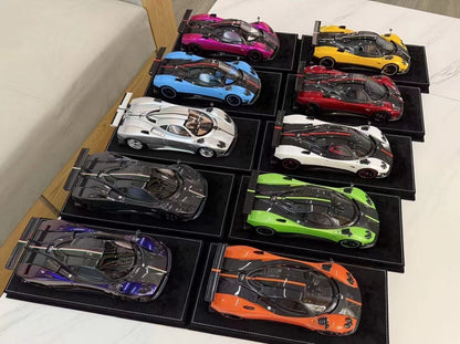 Scale Model 18 Pagani cinque 1:18 - immagine 4