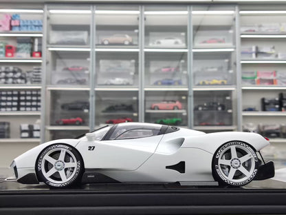 FRONTIART Nilu 27 1:18 White - immagine 4