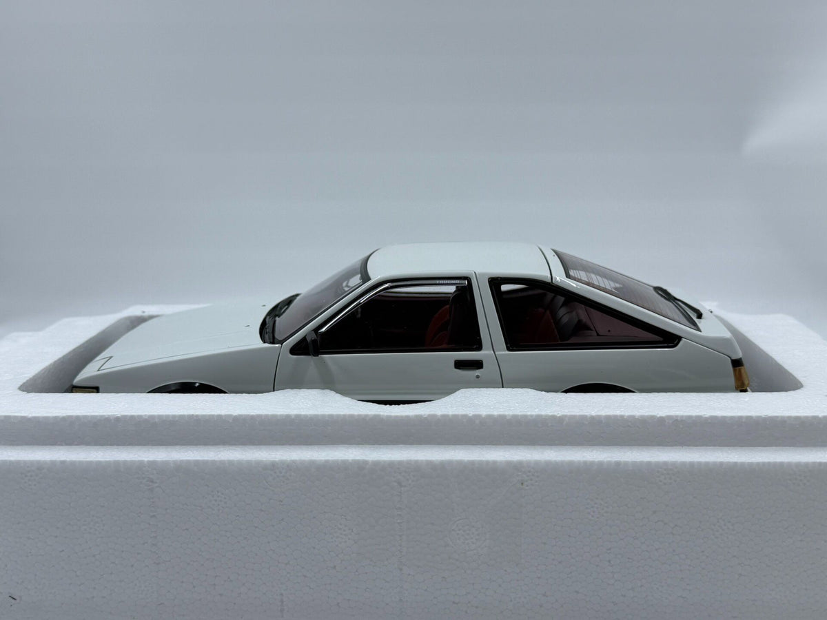 AUTOart 1 18 ToyotaAE 86 1:18 - immagine 4