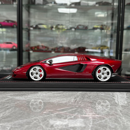 MR Lamborghini Countach LPI800-4 1:18 Resin Model image 4