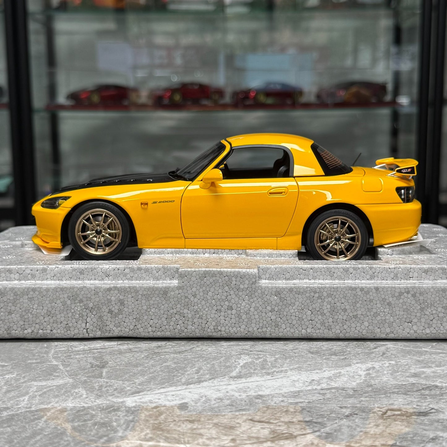 Motorhelix Honda S2000(AP2)MUGEN 1:18 Alloy Model image 4