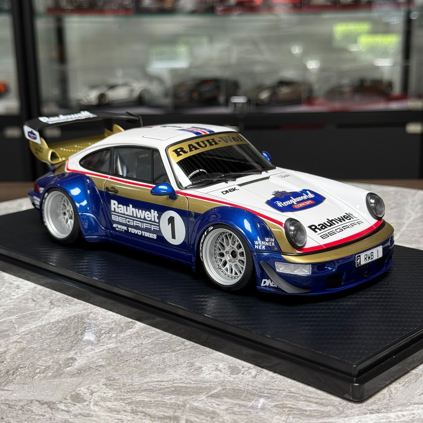 Ignition Model Porsche 964 RWB 1:18 Resin Model image 4