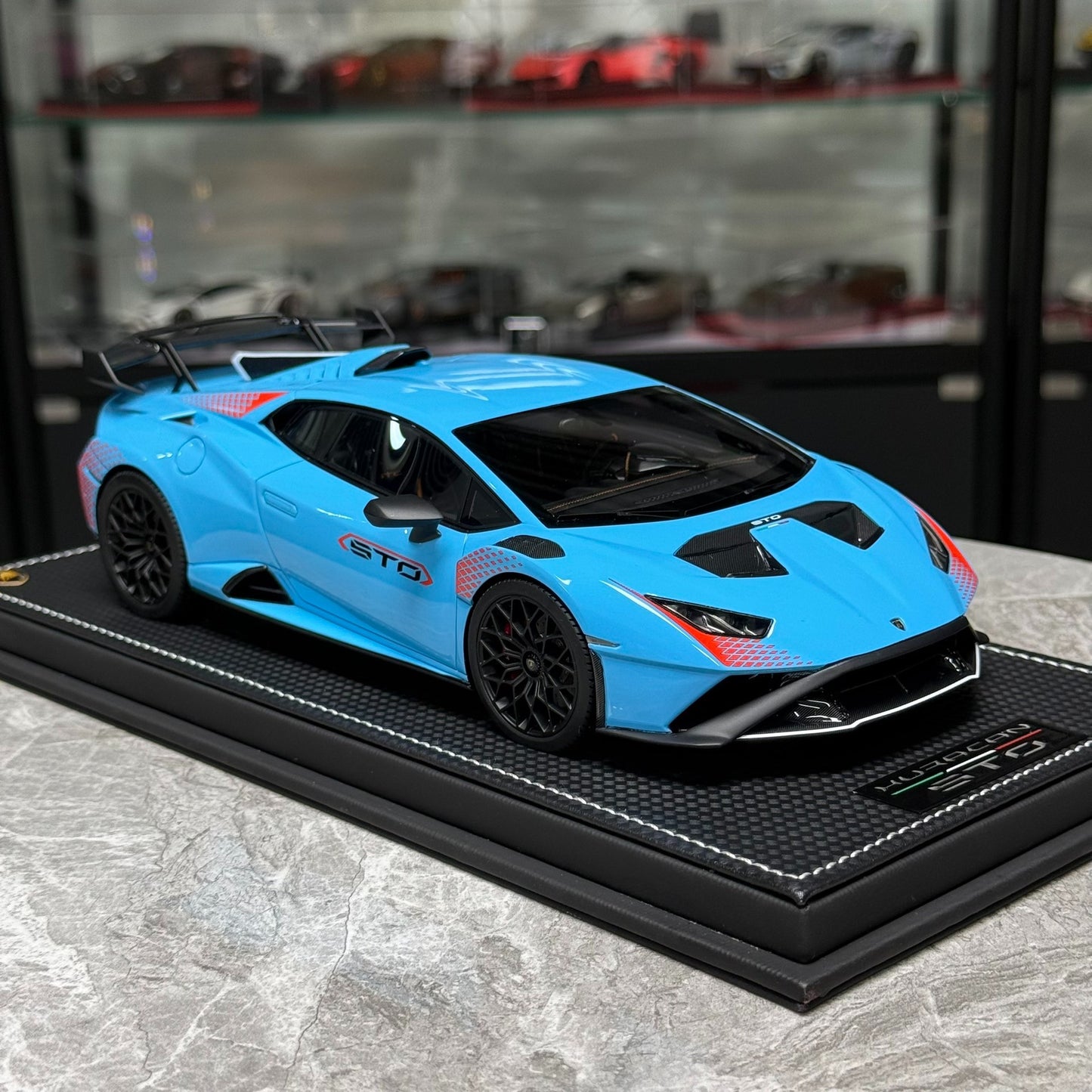 MR Lamborghini 1:18 Resin Model image 4
