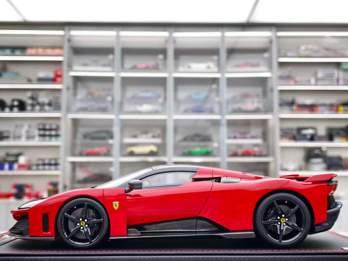MR 1/18FerrariF 80 FE0 FE045F - immagine 4