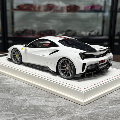 IVY Model Ferrari 488 Pista 1:18 Resin Model image 4