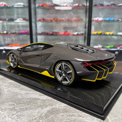 Looksmart Lamborghini Centenario LP770-4 1:12 Resin Model image 4