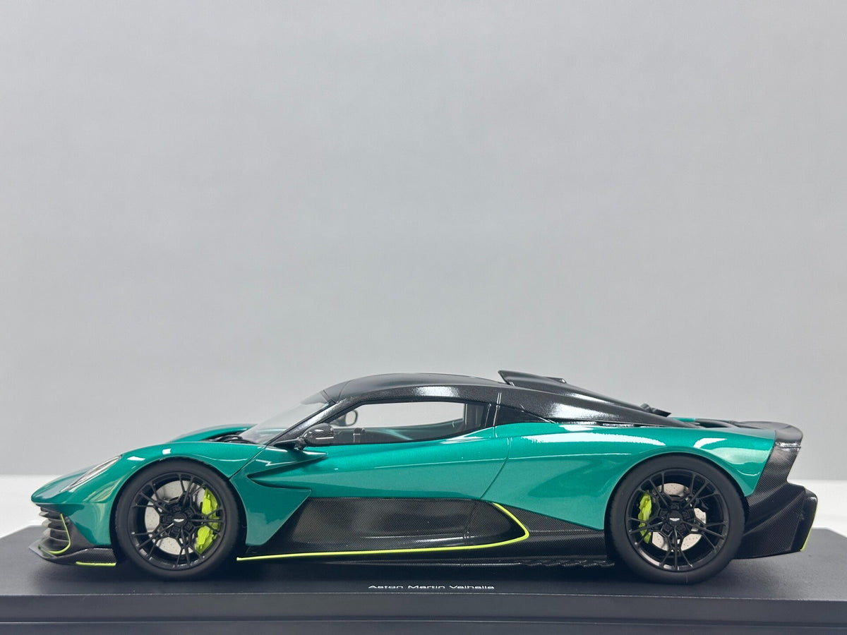 TopSpeed Aston Martin Valhalla P Podium 1:18 Green - immagine 4