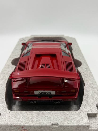 AUTOart LamborghiniCountach RedDiecastModel 1:18 - immagine 4