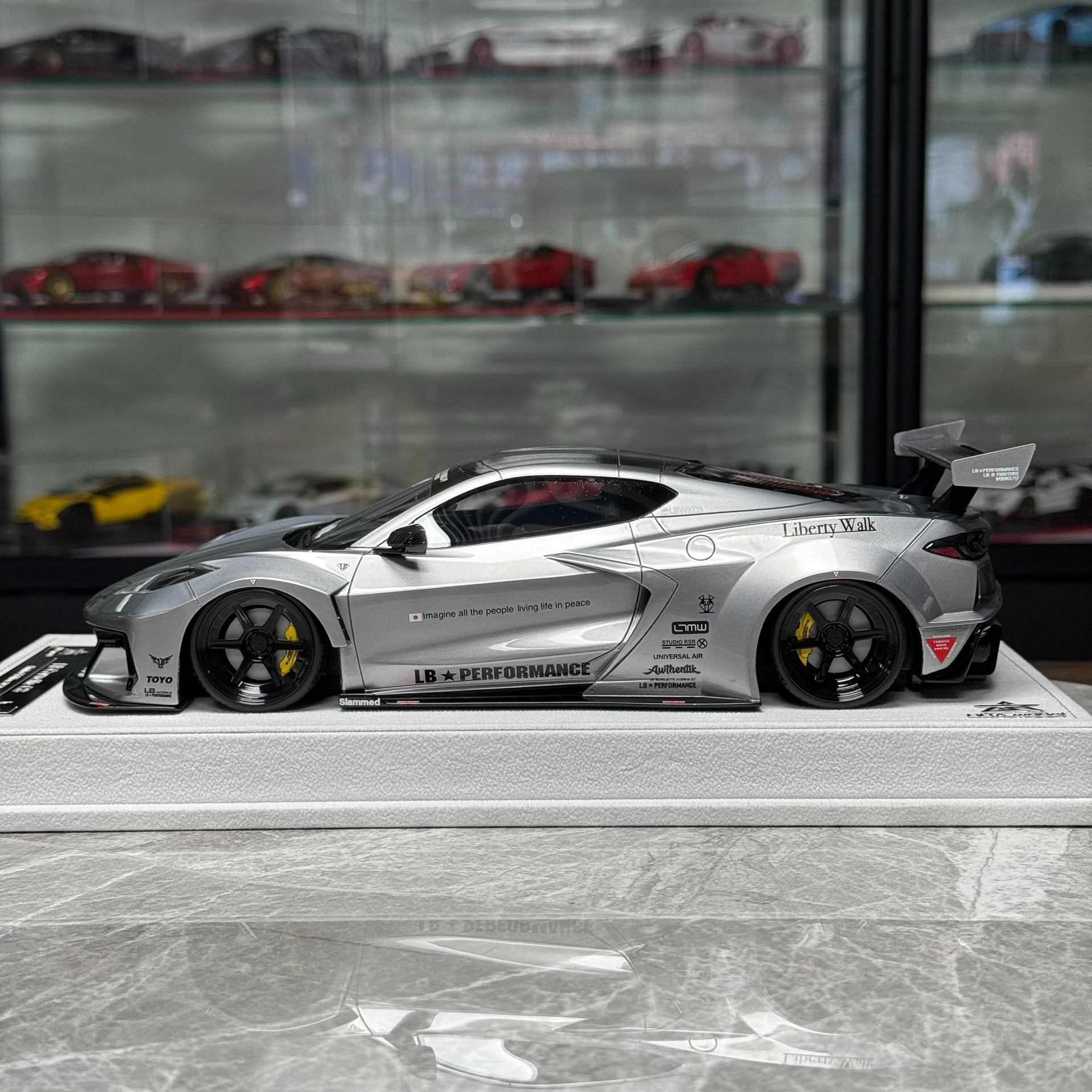BBA Model Chevrolet Corvette C8 LB 1:18 Resin Model image 4