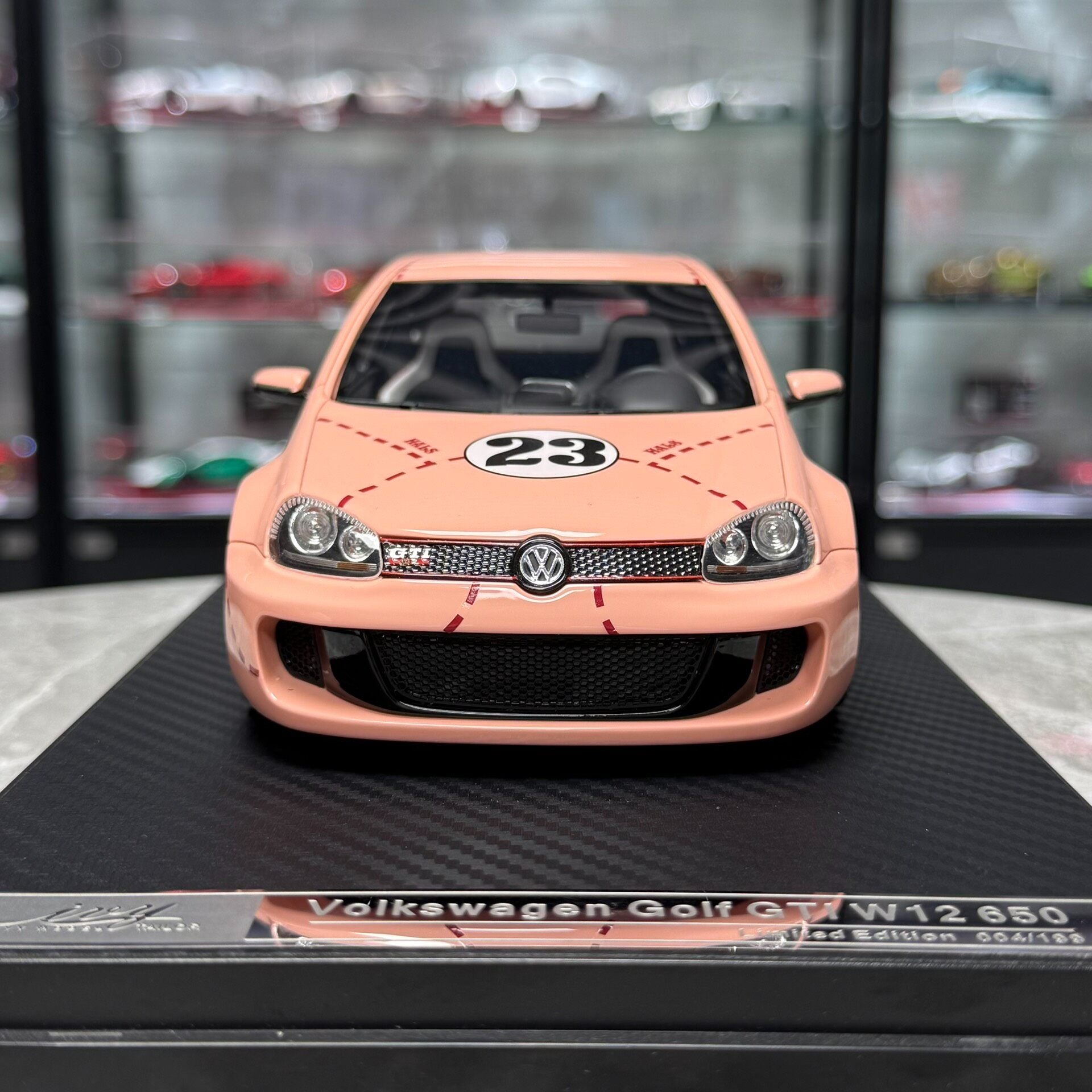 IVY Model Volkswagen W12 650 1:18 Resin Model image 4