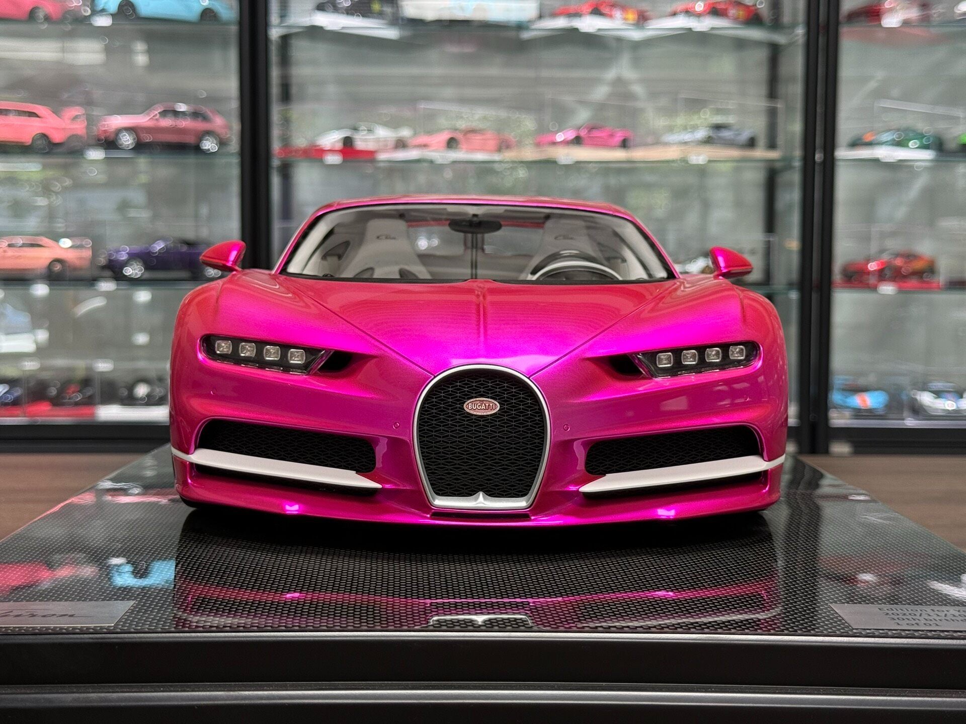 Custom Bugatti Chiron 1:8 Resin Model image 4