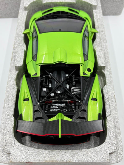AUTOart Veneno DiecastModel 1:18 Green - immagine 4