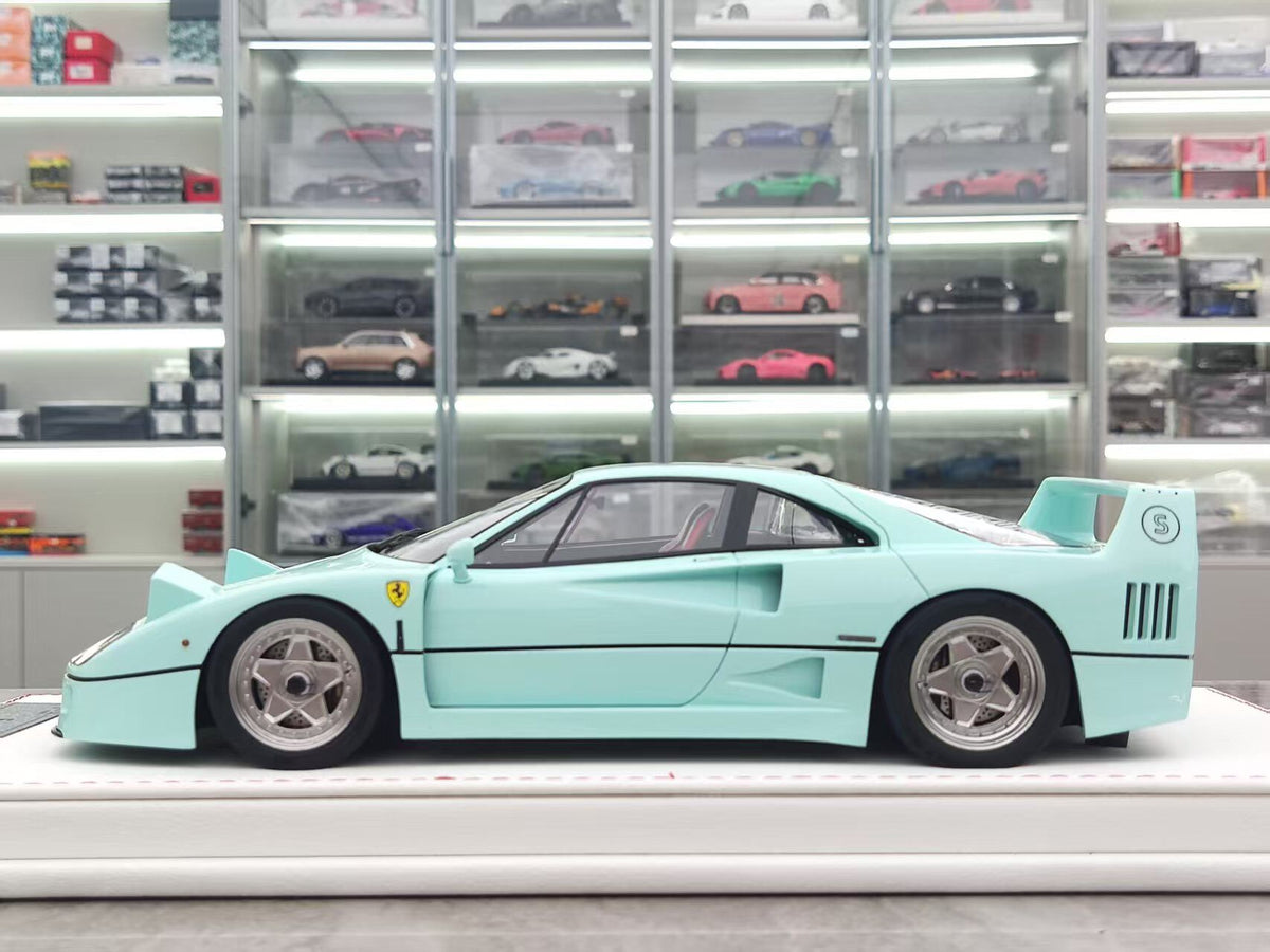 GL FerrariF 40 JS-G JS-GL011 1:18 - immagine 4