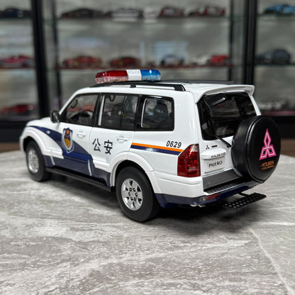 YC Model Mitsubishi V73 1:18 Alloy Model image 4
