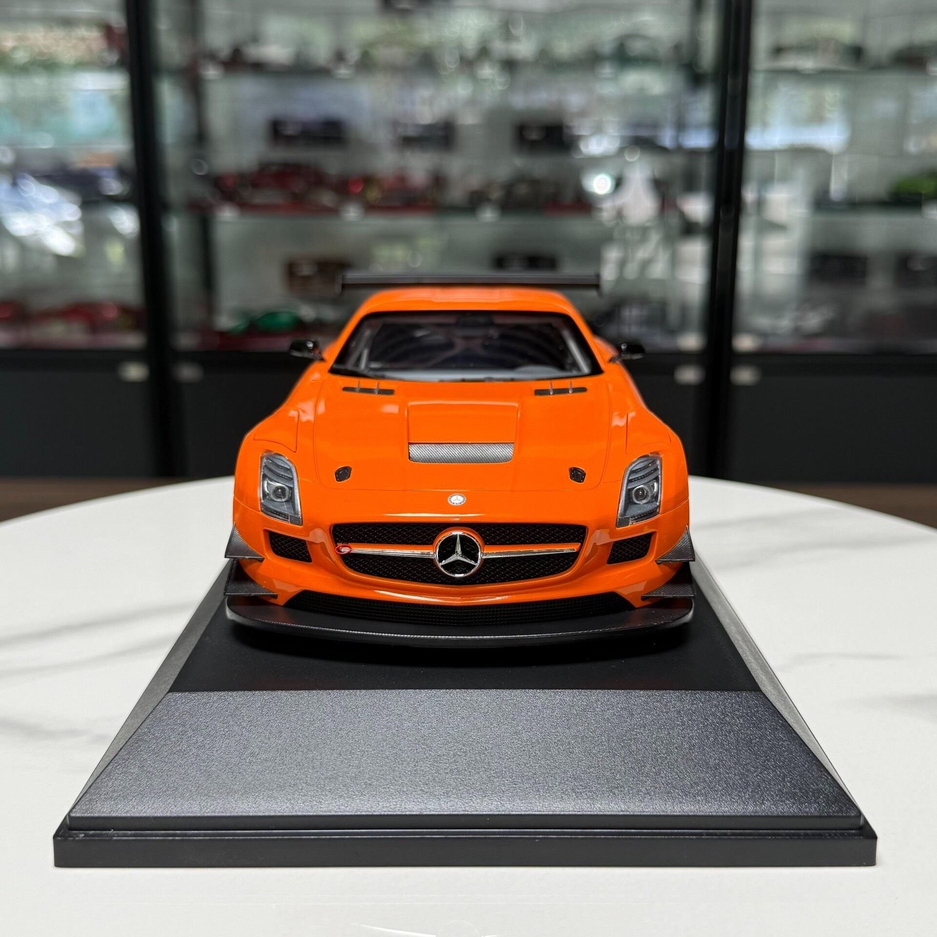 MINICHAMPS Mercedes-Benz SLS AMG GT3 1:18 Alloy Model image 4