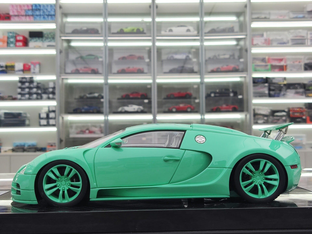 Scale Model UU Bugatti JS JS-UU001 1:18 - immagine 4
