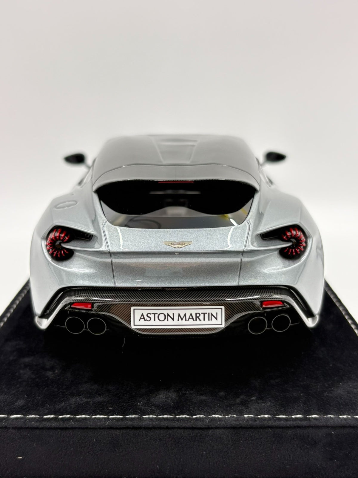 HH MODEL Aston Martin Zagato Shooting brake 1/18ResinModel - immagine 5