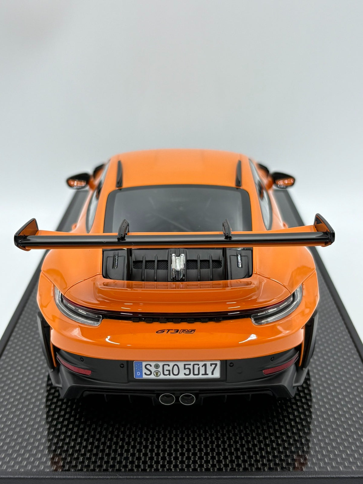 Scale Model TP Porsche 911 992 RS Weissach 1/18ResinModel 00:30 - immagine 5