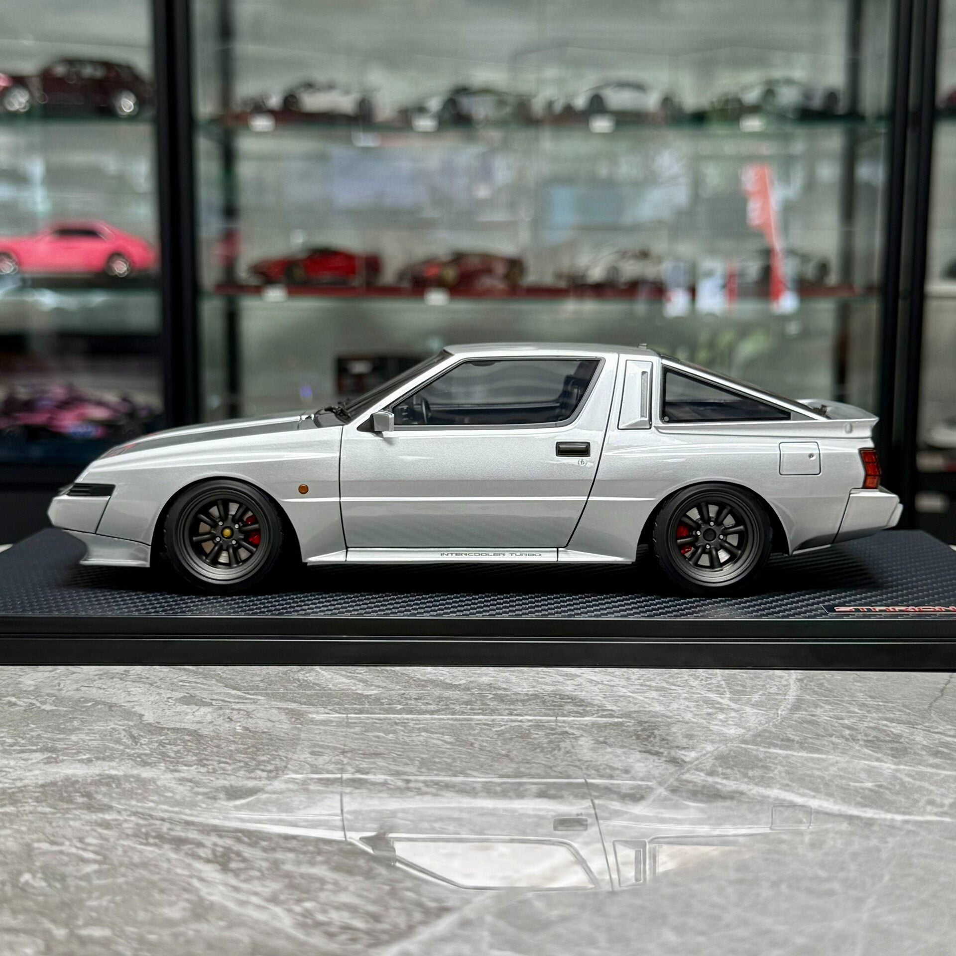 Ignition Model Mitsubishi STARION 2600 GSR-VR 1:18 Resin Model image 5