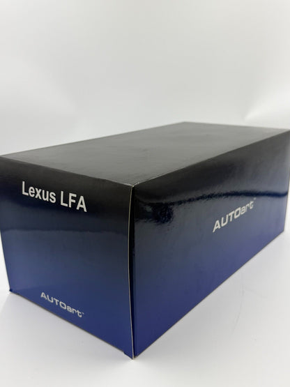 AUTOart 1:18 White - immagine 5