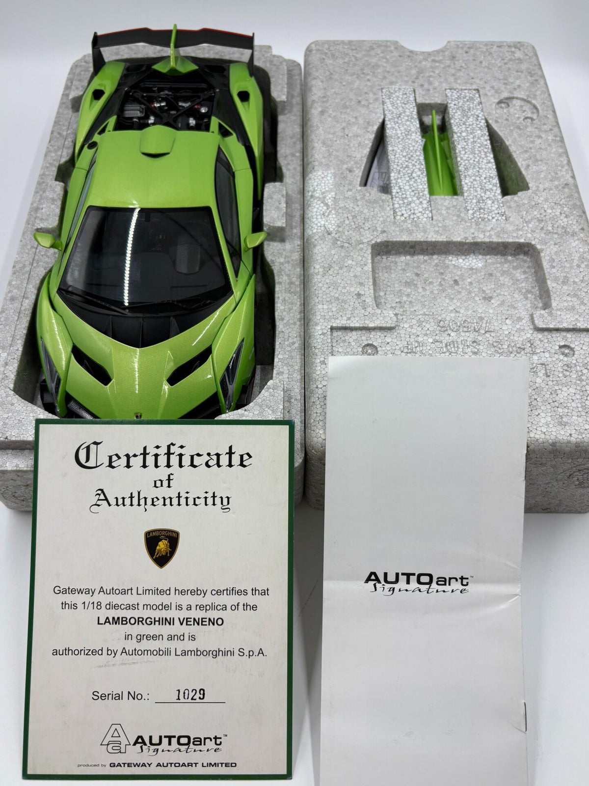 AUTOart Veneno DiecastModel 1:18 Green - immagine 5
