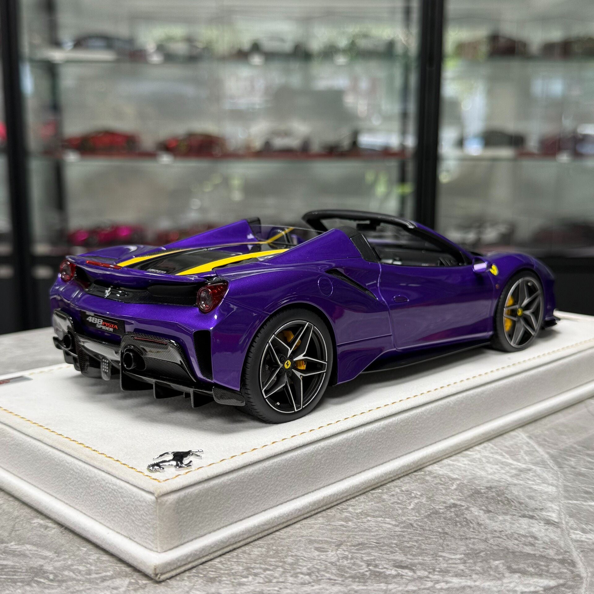 MR Ferrari 488 Pista 1:18 Resin Model image 5