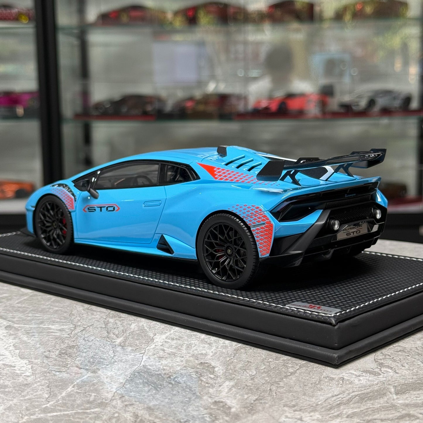 MR Lamborghini 1:18 Resin Model image 5