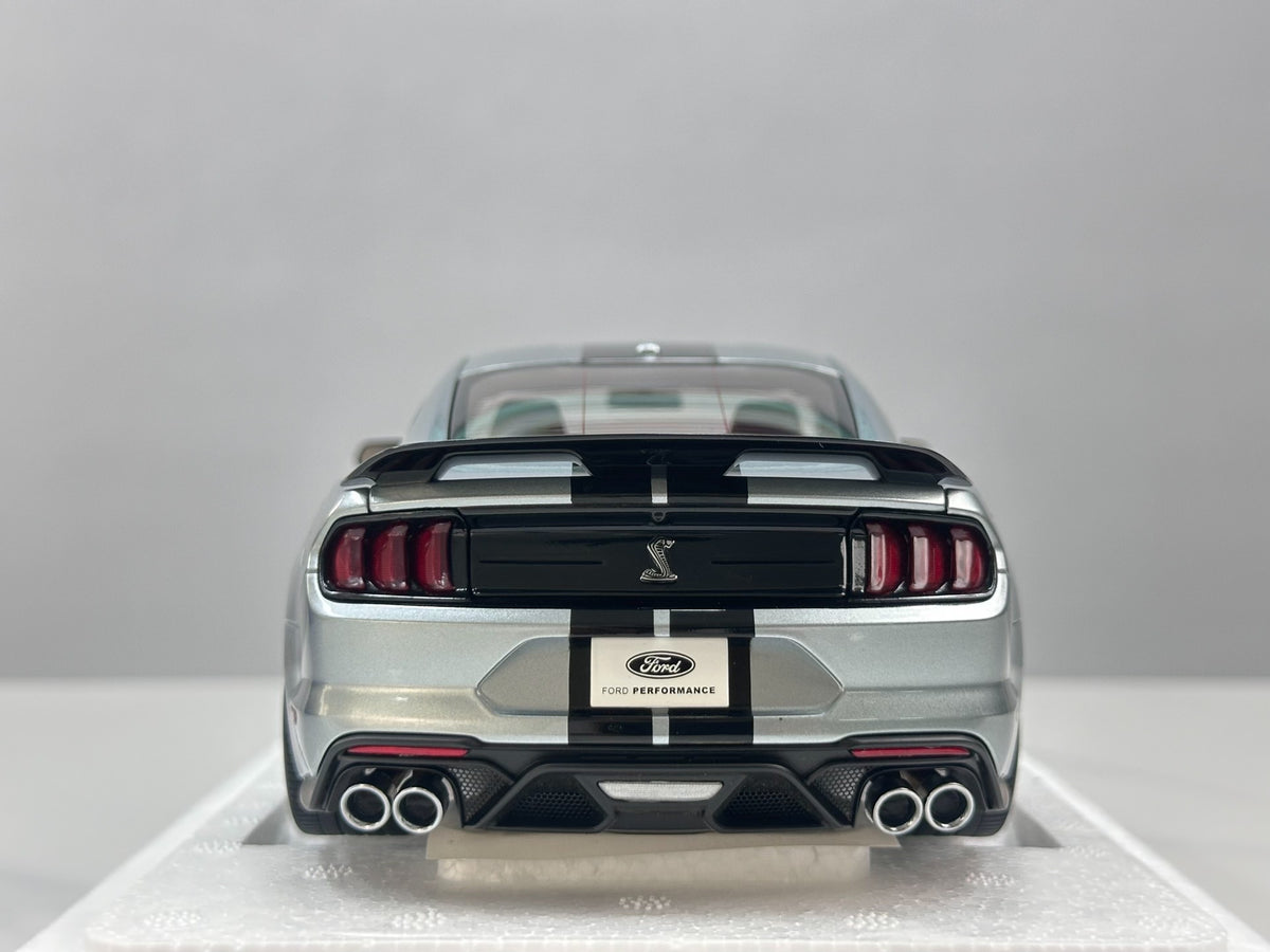 AR AUTO Art Ford MUSTANG SHELB SHELBY 73096 1:18 Silver - immagine 5